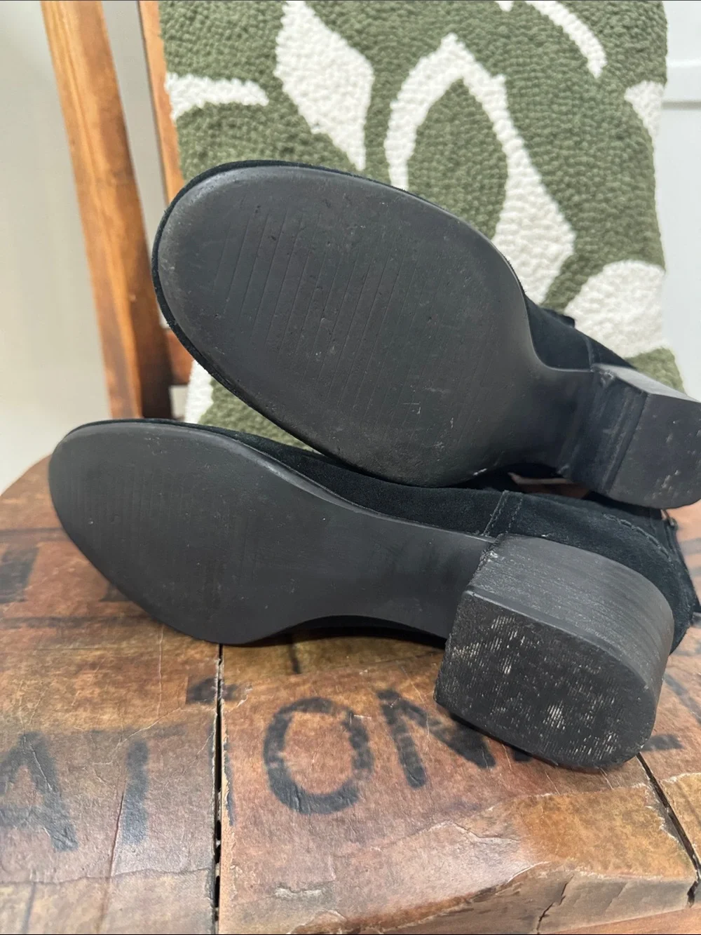 UGG Black Suede Western Ankle Boots Size 8.5 Block Heel